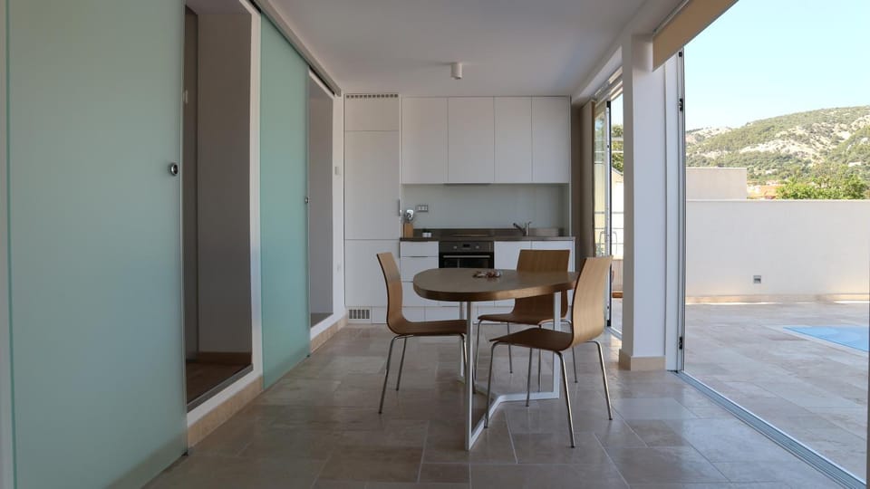 Balcony/Terrace, Dining area