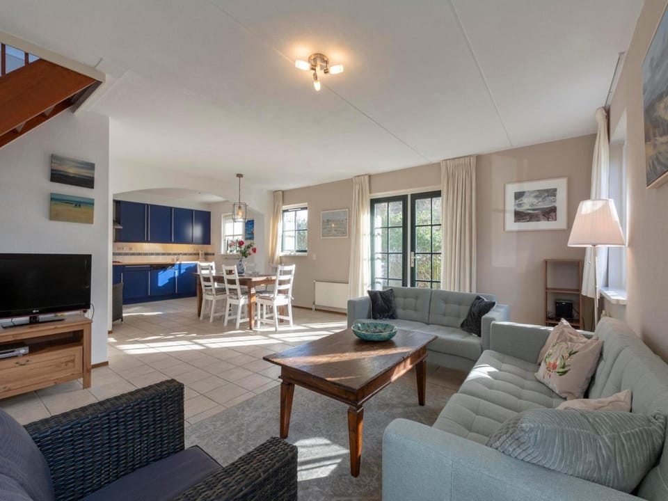 Living room, Other