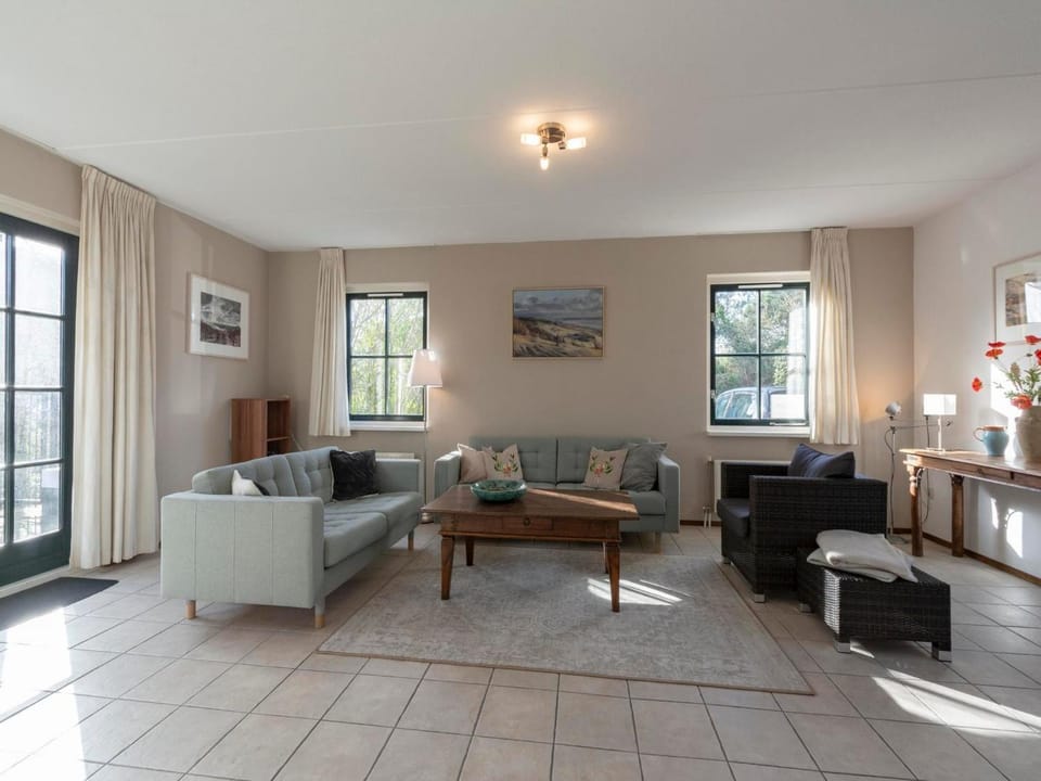 Living room, Other