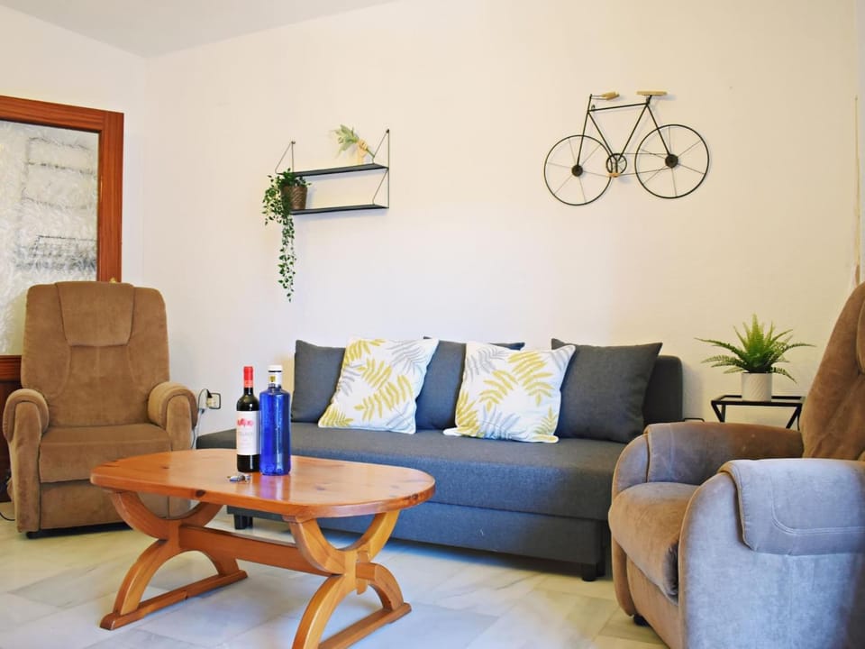 Communal lounge/ TV room, Living room
