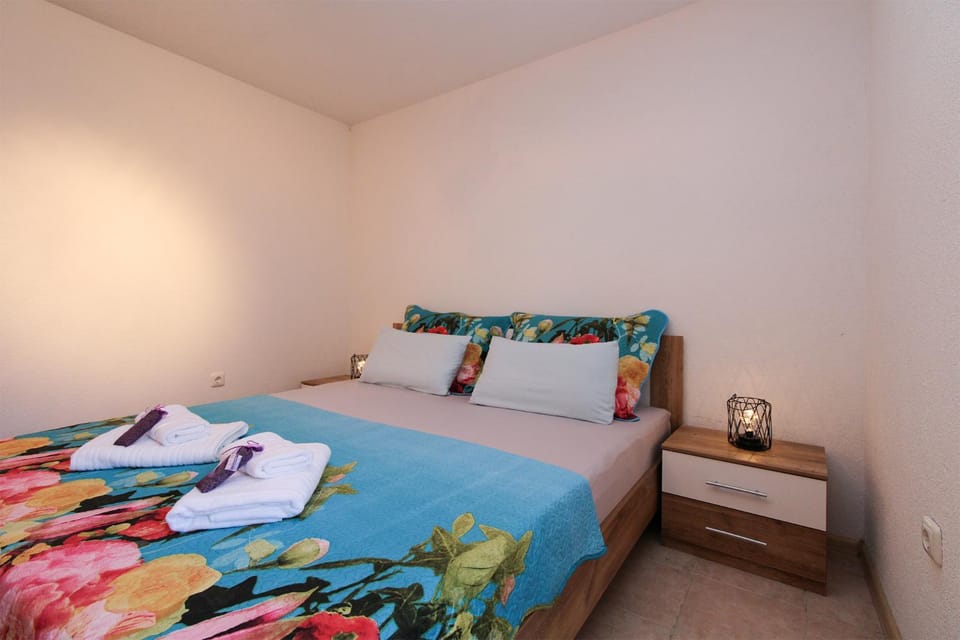 Apartment Leo 2180 Apartment in Istria County