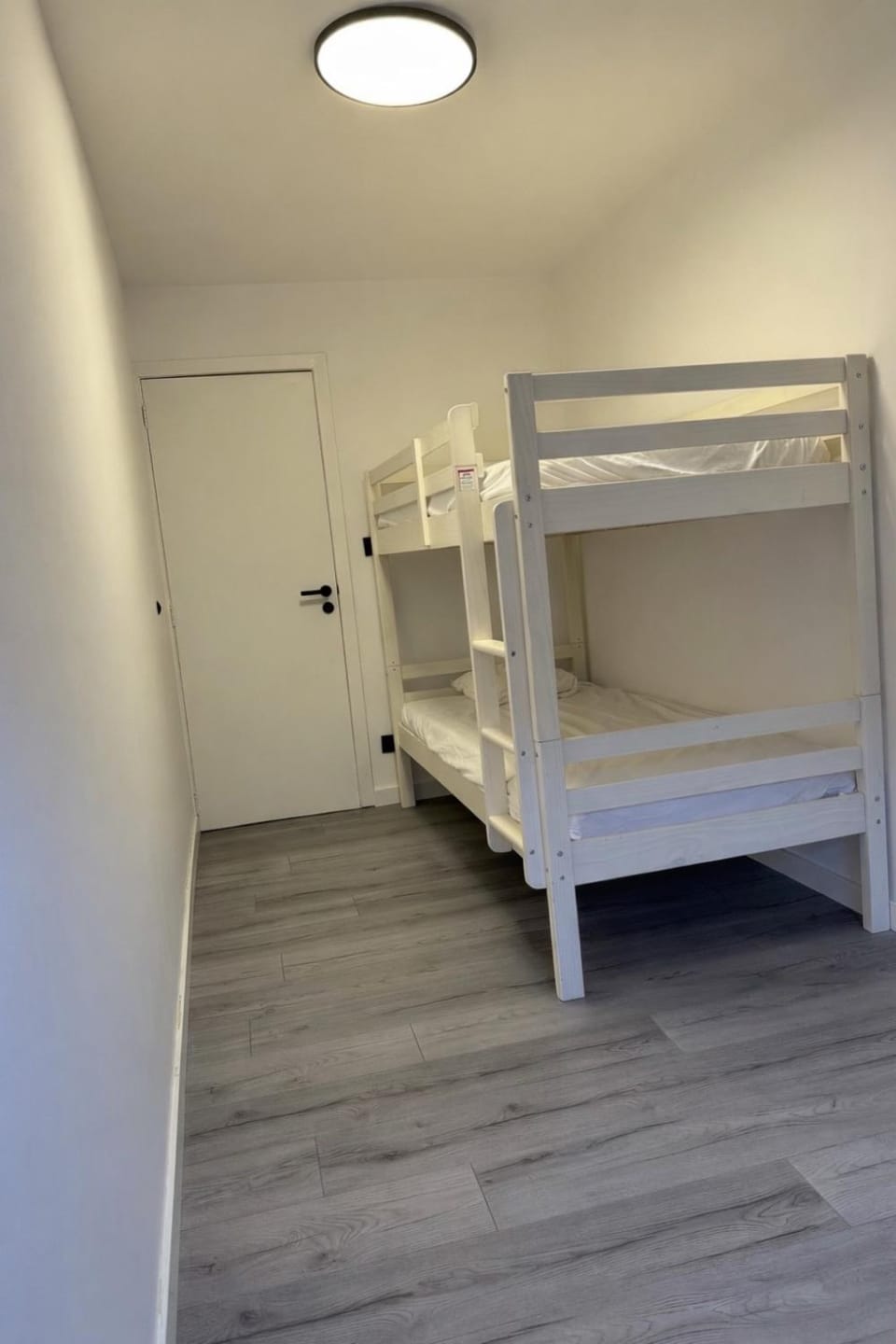 Photo of the whole room, Bedroom, bunk bed