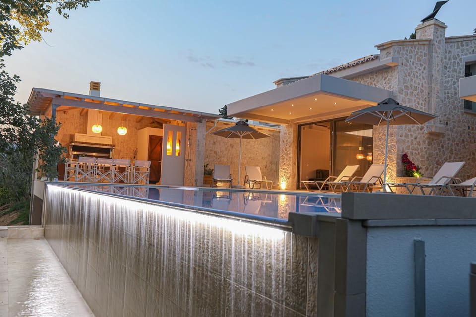 Property building, BBQ facilities, Pool view, Swimming pool