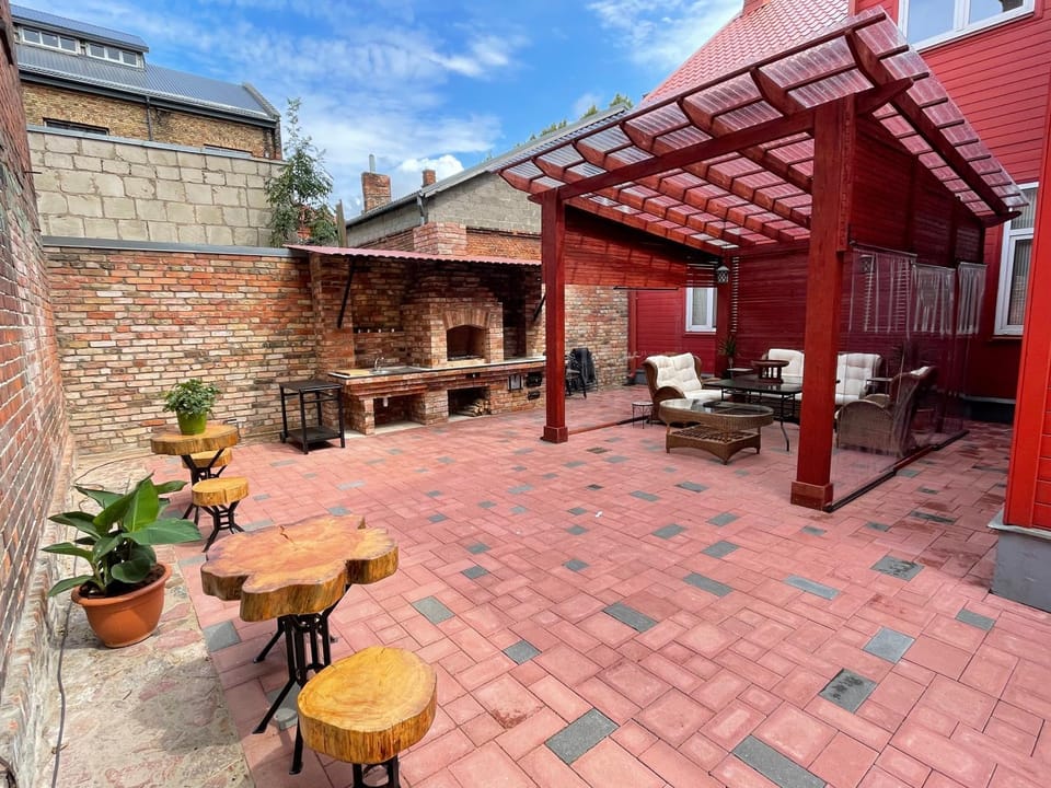 Karlsons Antique Apartment in Latvia