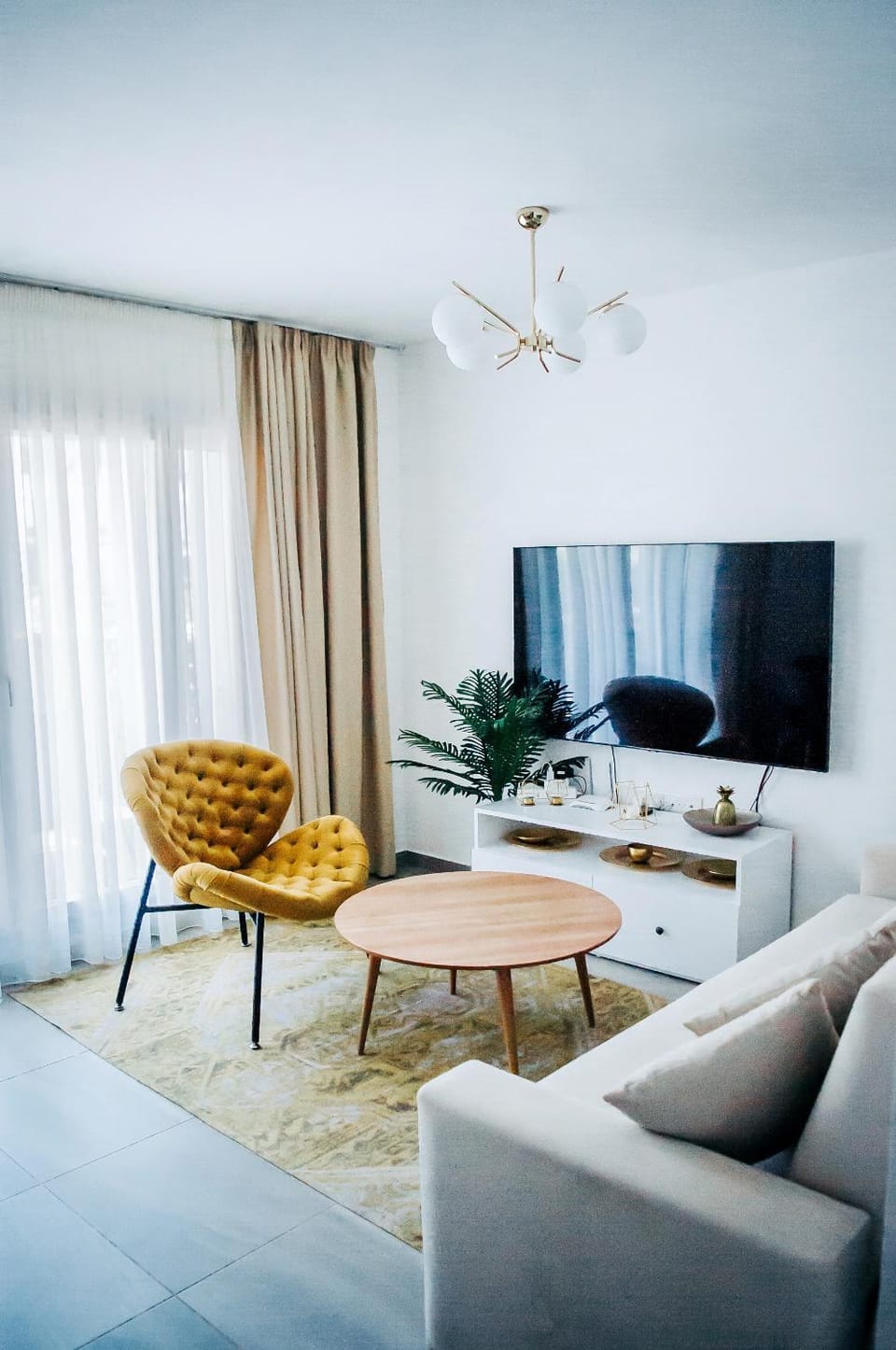 TV and multimedia, Living room, Seating area