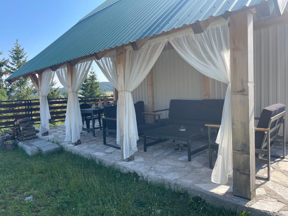 Patio, Day, Seating area, Garden view