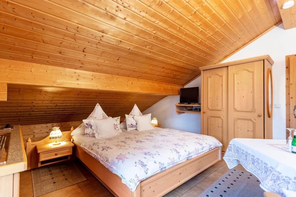 Property building, Living room, Bedroom