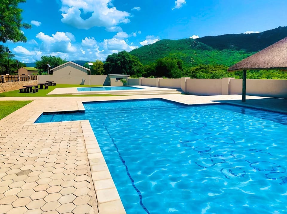 Day, Mountain view, Pool view, Swimming pool