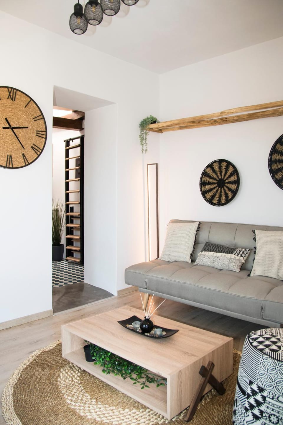 Living room, Seating area