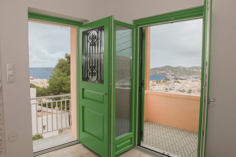 Balcony/Terrace, City view, Sea view