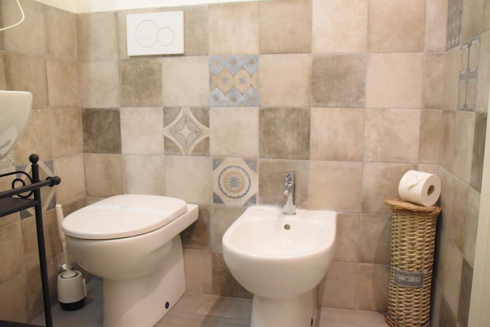 Toilet, Bathroom, bidet