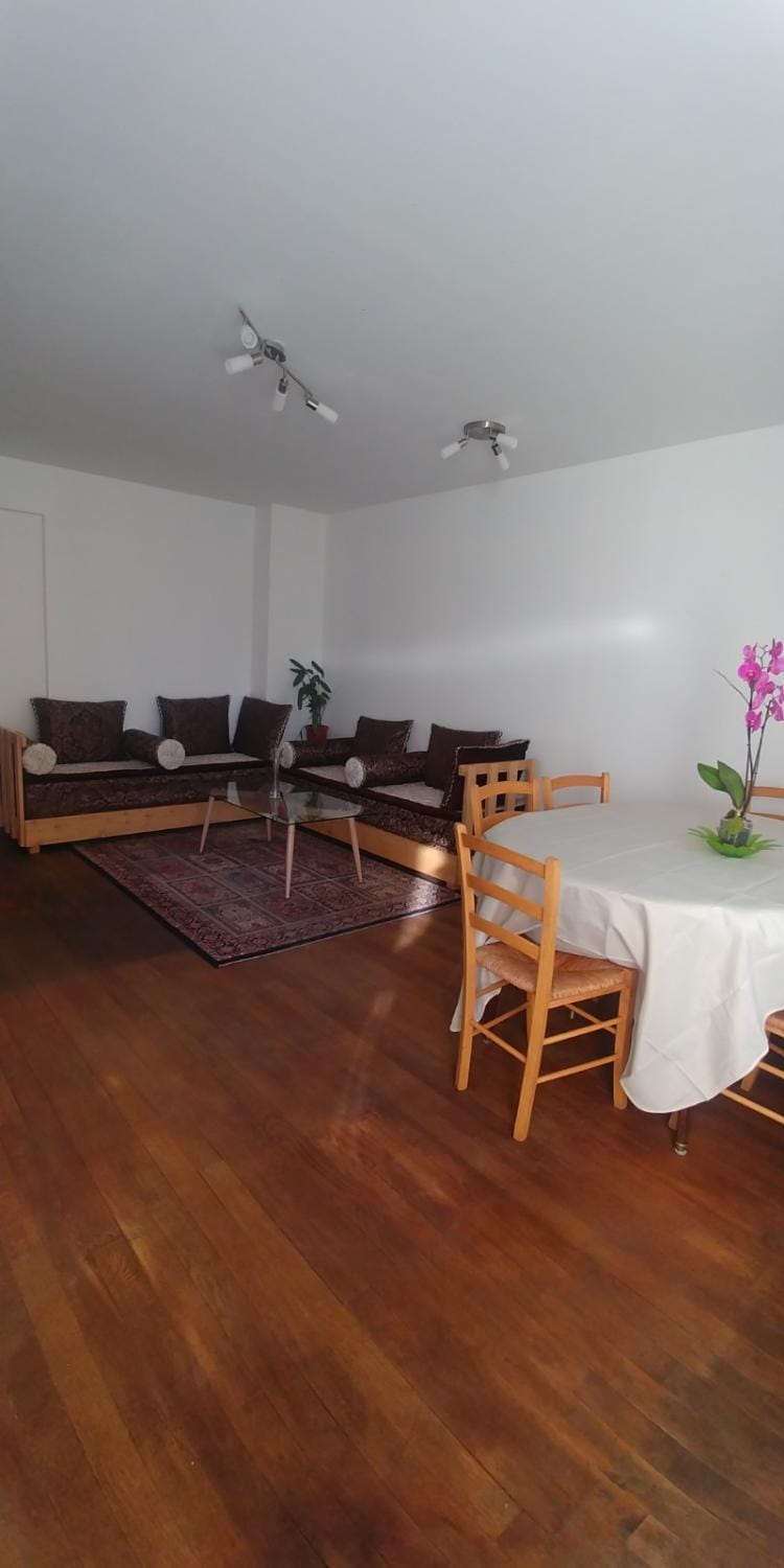 Appartement Paisible Apartment in Figeac