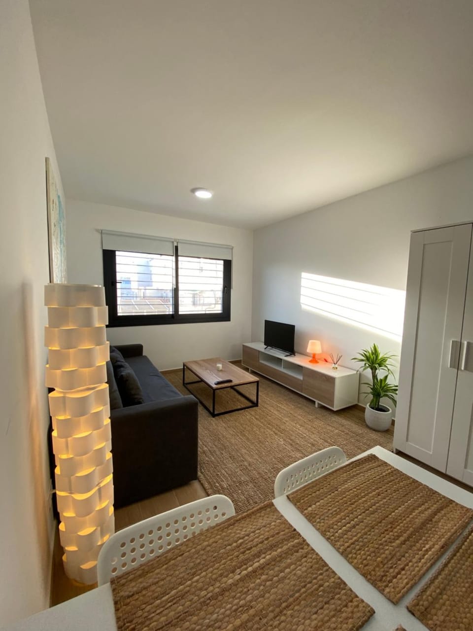 TV and multimedia, Living room, Seating area