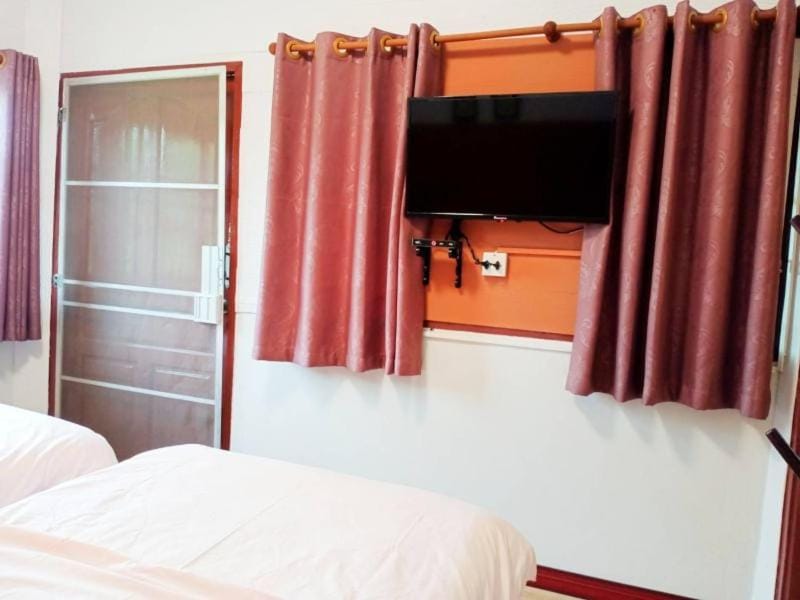 บ้านไร่ภูวังน้ำ Country House in Thailand