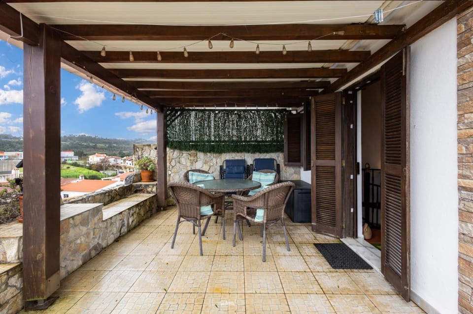 Balcony/Terrace, Balcony/Terrace, Seating area, Dining area