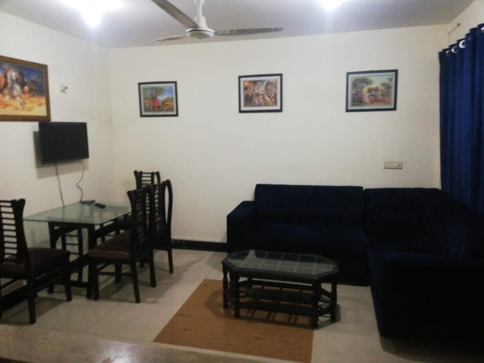 Lovely 1-Bedroom Apartment Apartment in Lahore
