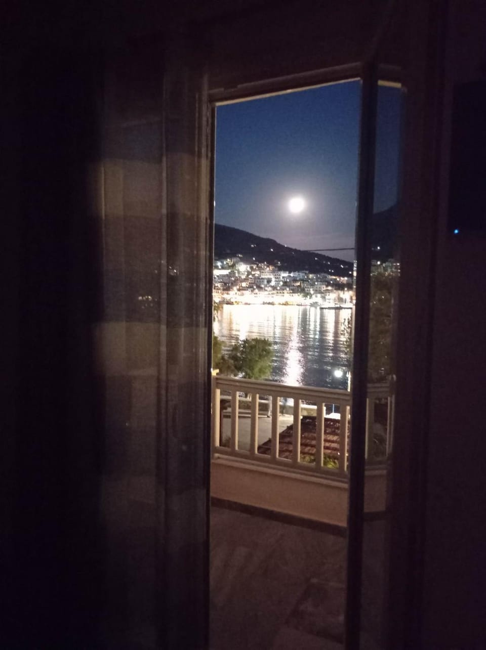 Night, Natural landscape, View (from property/room), View (from property/room), Balcony/Terrace, City view, City view, Sea view, Sea view
