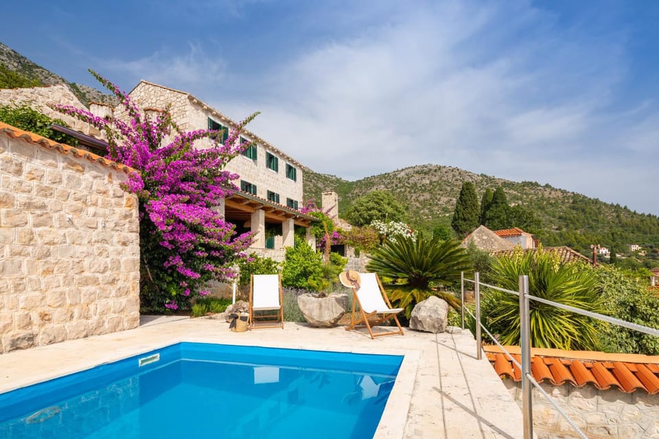 Villa Schola Villa in Dubrovnik-Neretva County