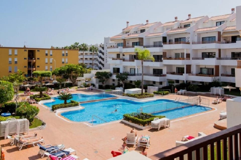 Appartamento May Flowers Playa de Los Cristianos Apartment in Los Cristianos