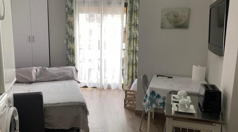 Estudio sin habitación ,todo en una estancia Blanco Denia Apartment in Marina Alta