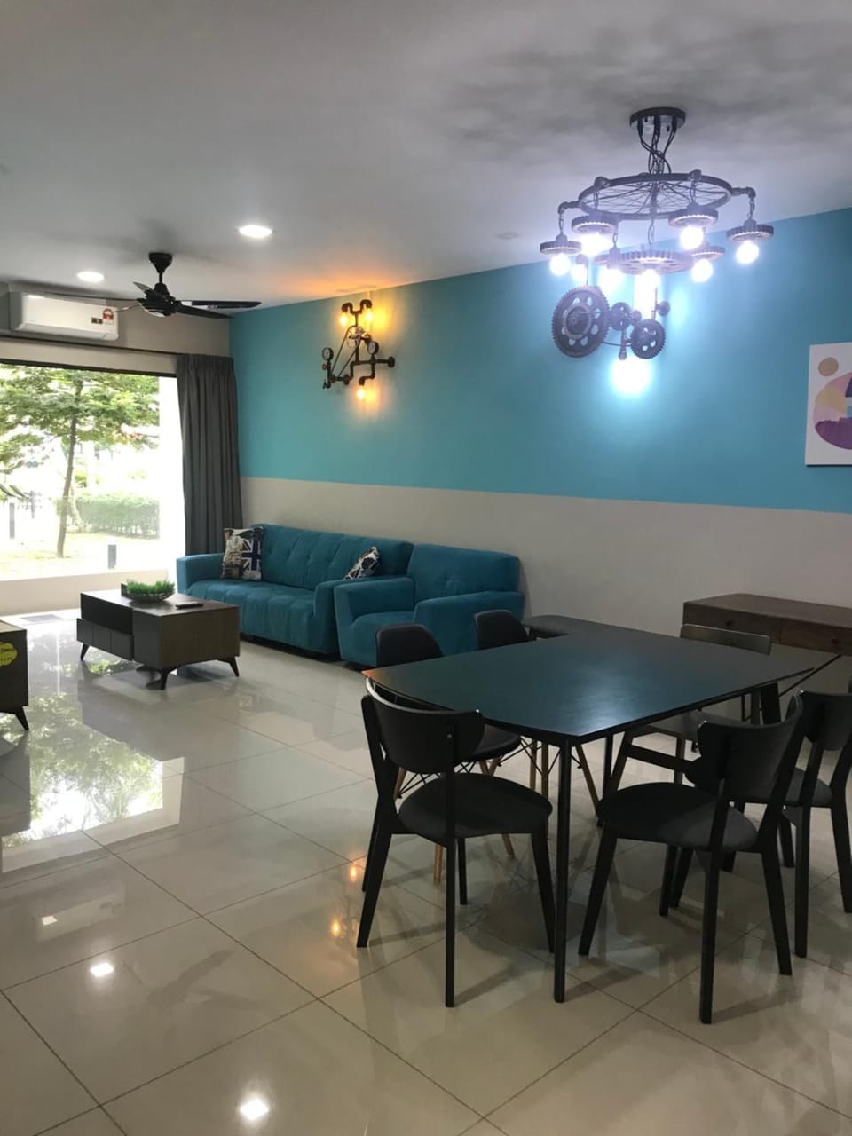 Living room, Dining area