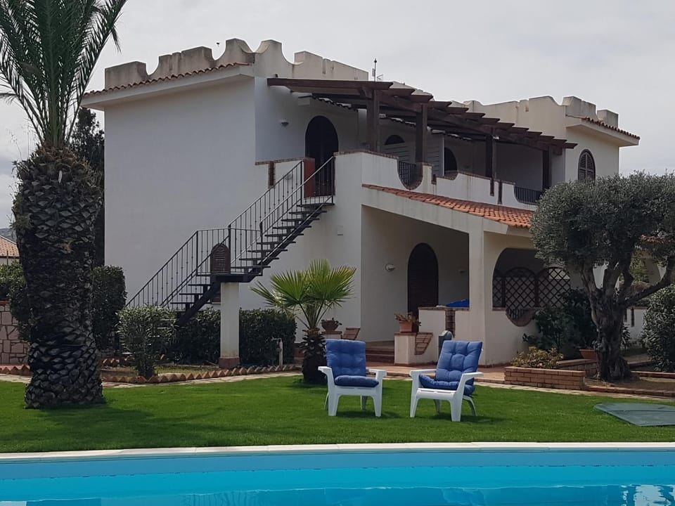 2-Casa sul mare con piscina vicino Cefalù Apartment in Sicily