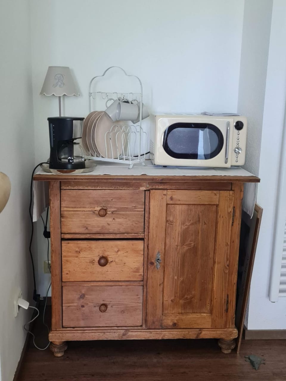 Coffee/tea facilities, minibar