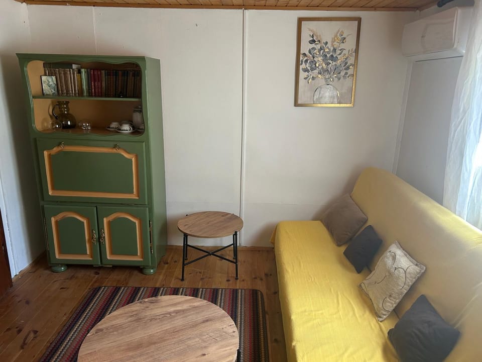 Family Guest House Apartment in Ulcinj