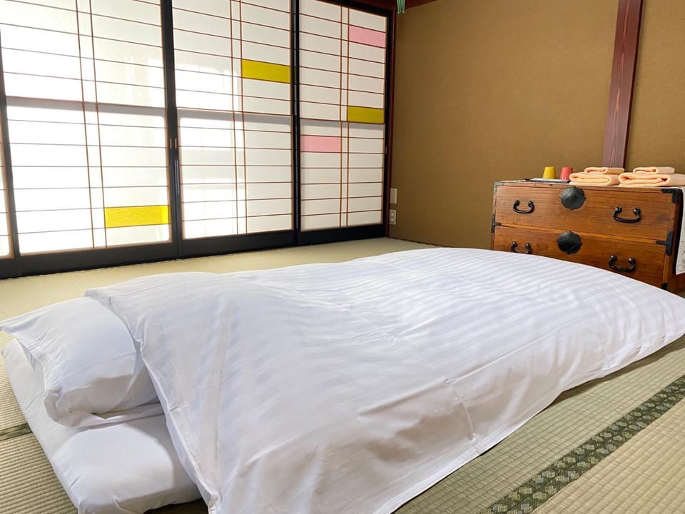 Guest house Yamabuki - Vacation STAY 13196 Bed and Breakfast in Ishikawa Prefecture