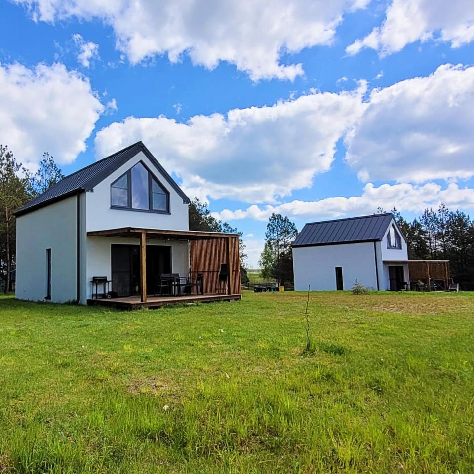 Property building, Spring, Day, Garden, Garden view