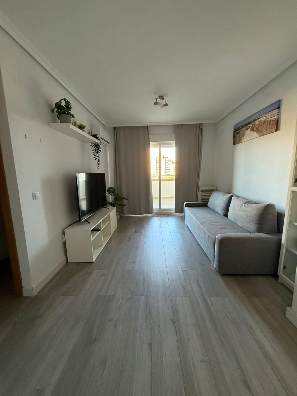 APARTAMENTO ZONA MARINADOR, CERCA A LA PLAYA Apartment in Valencian Community