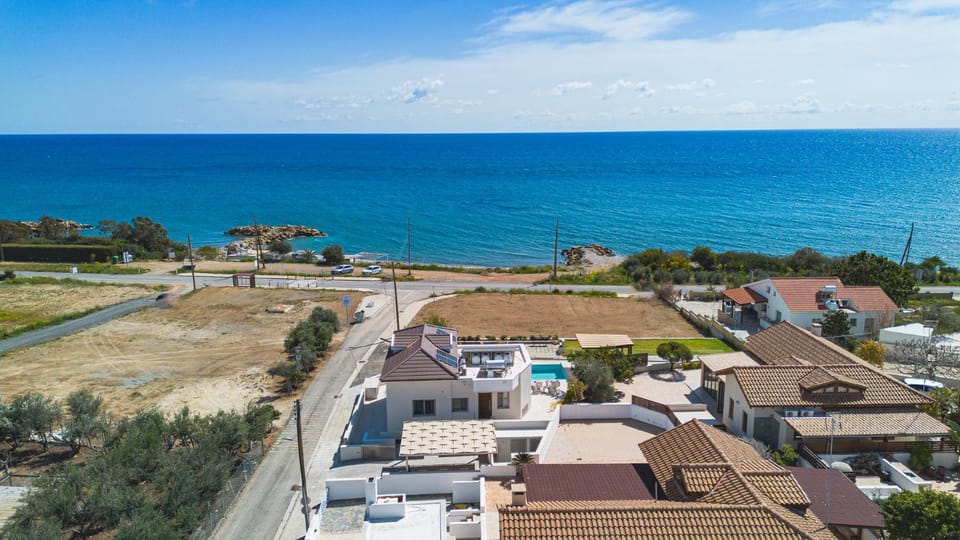 Property building, Bird's eye view, Sea view