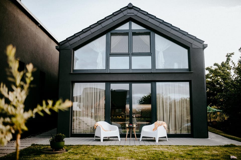 Property building, Garden view, sunbed