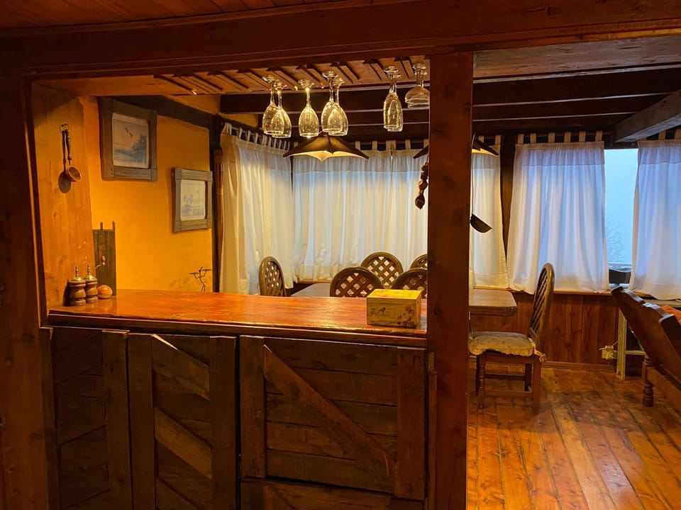 Lounge or bar