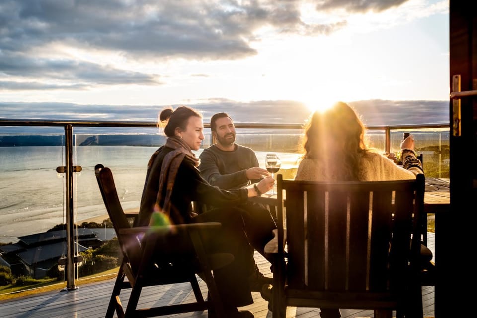 People, Balcony/Terrace, Dining area, Beach, Sunset