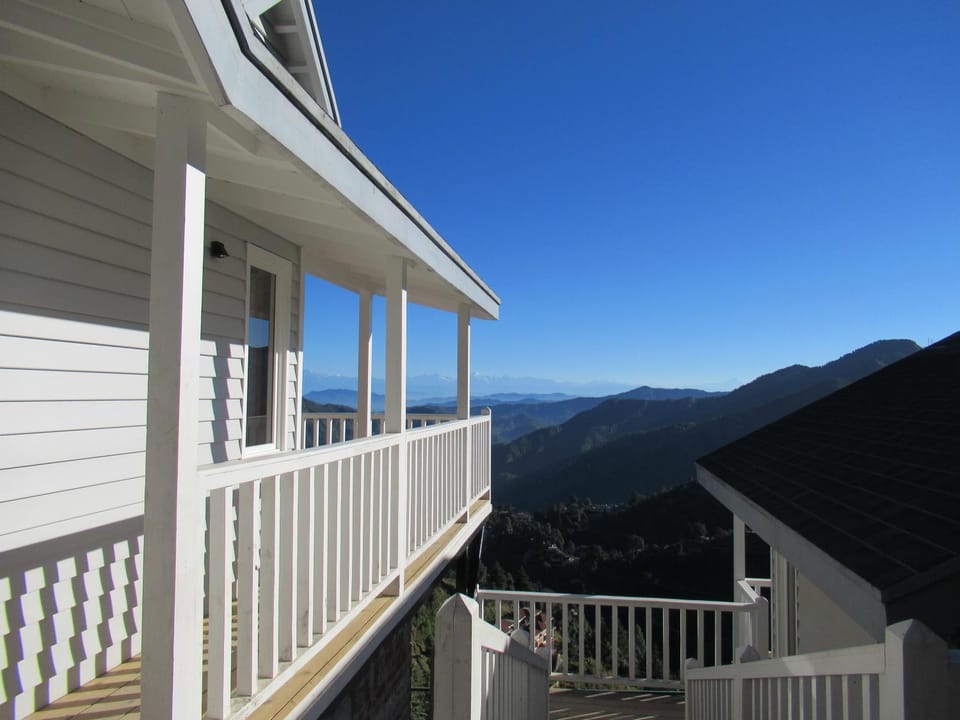 Balcony/Terrace, Mountain view