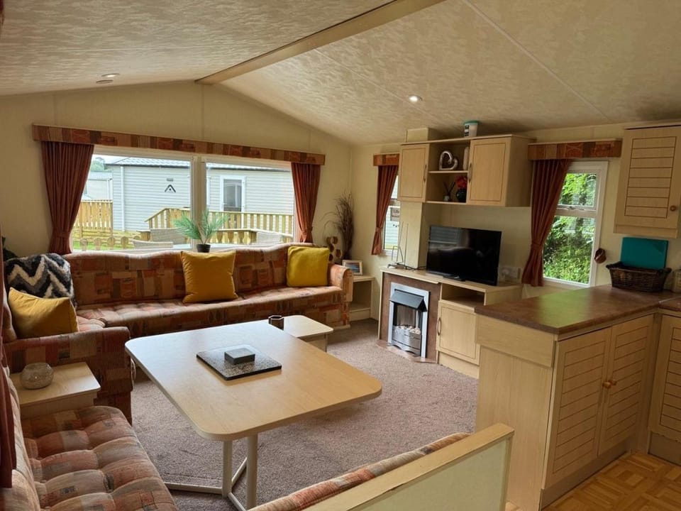 Gold 10 - Cornish Coastal Retreats Apartment in England