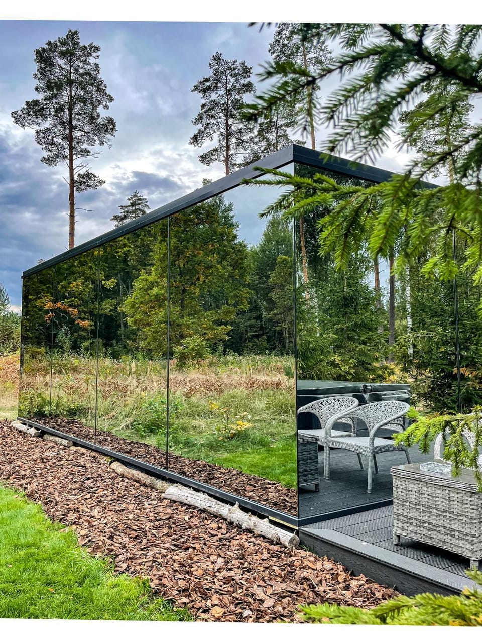 Day, Natural landscape, Garden, Seating area, Garden view