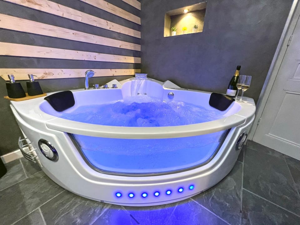 Hot Tub