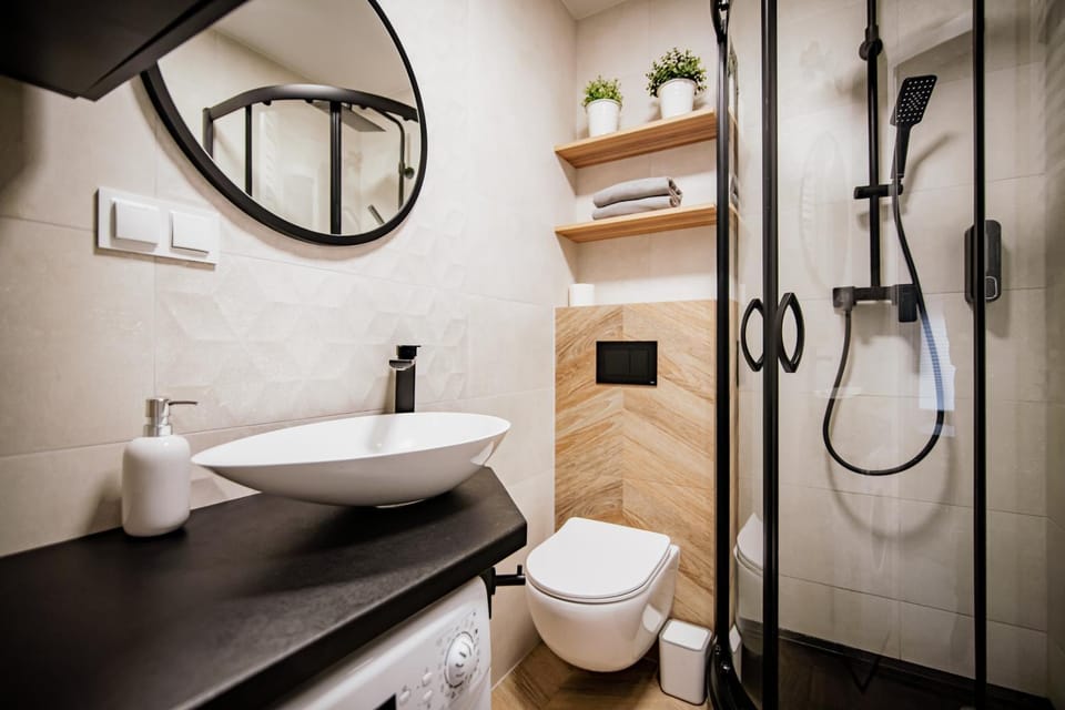 Shower, Bathroom