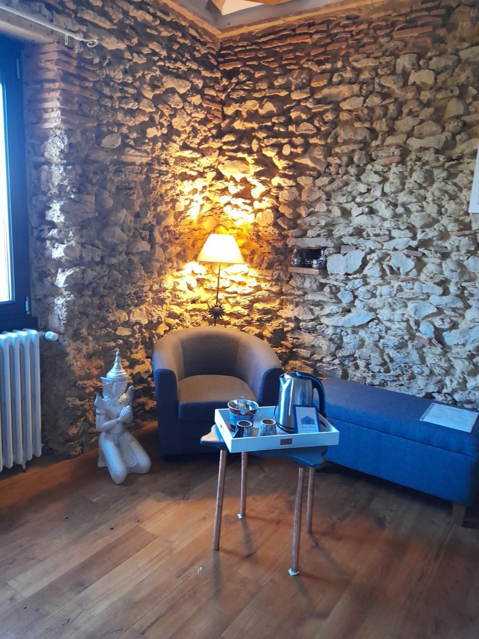 Seating area