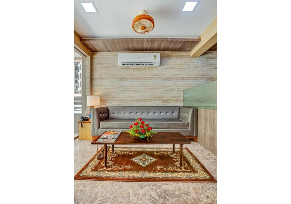 Property building, Seating area