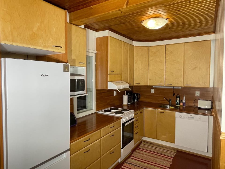 Coffee/tea facilities, Kitchen or kitchenette, dishwasher, minibar, pet friendly, stove, toaster