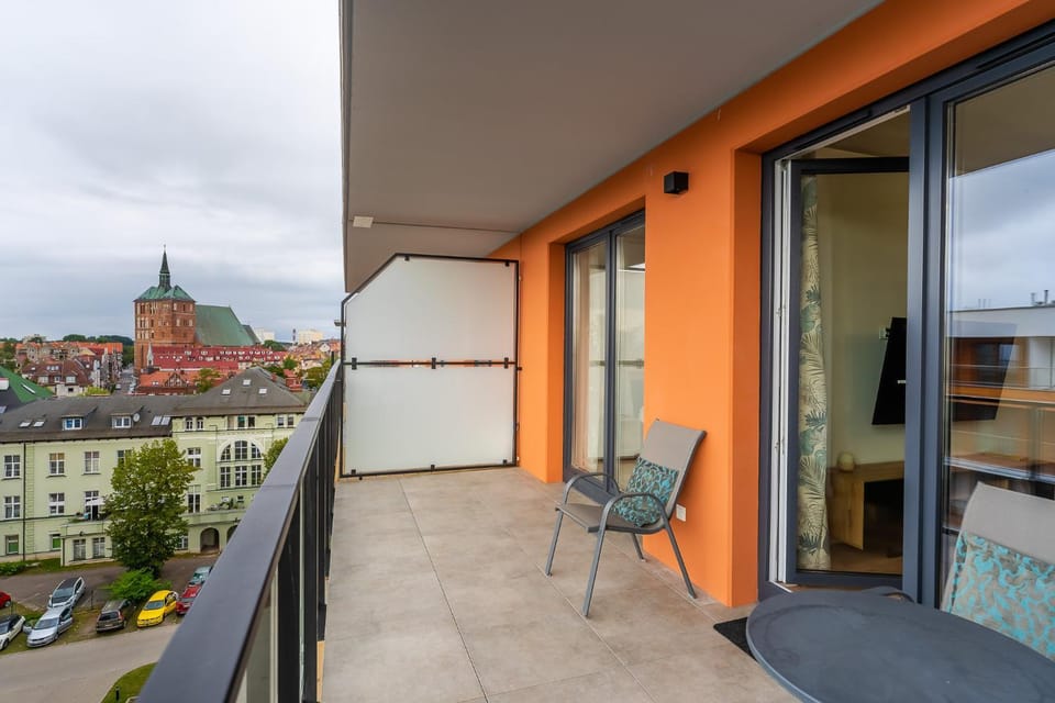 Balcony/Terrace, City view, City view, Street view, Quiet street view