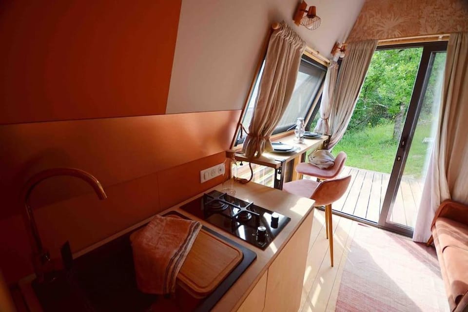 Tiny House La Petite Garenne House in Nouvelle-Aquitaine