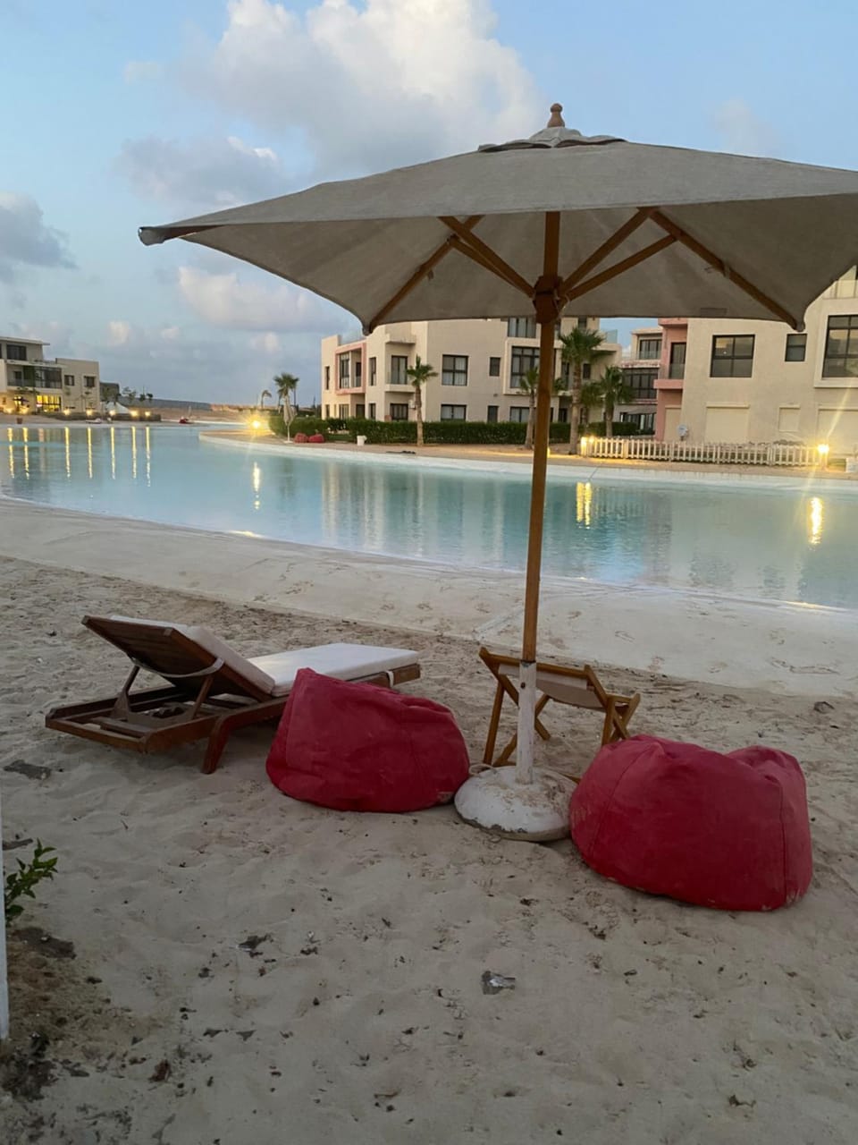Lovely penthouse 4- bedroom directly on the lagoon House in Egypt