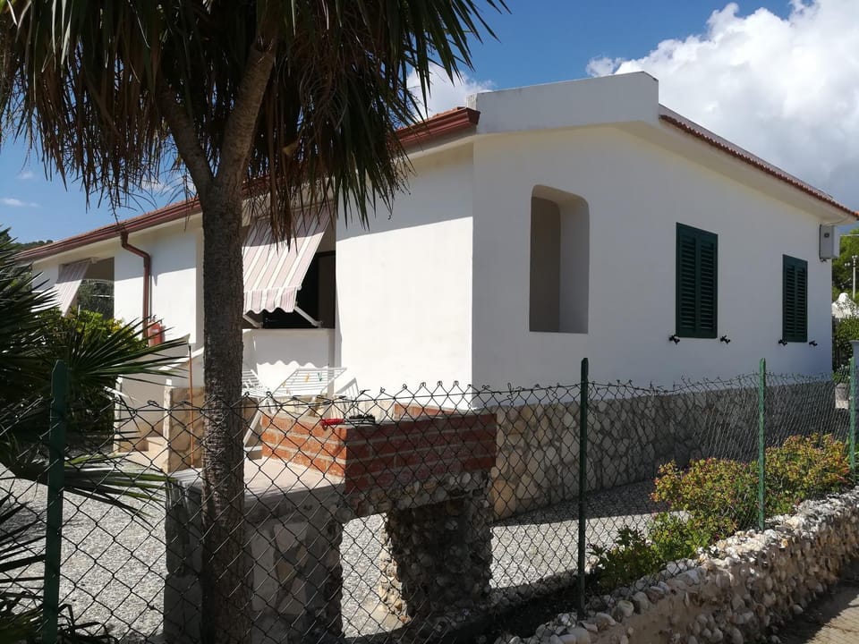 Property building, View (from property/room)