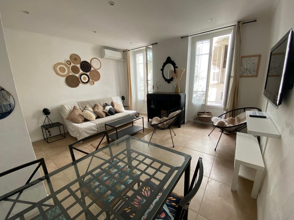 2 pièces hyper centre Apartment in Nice