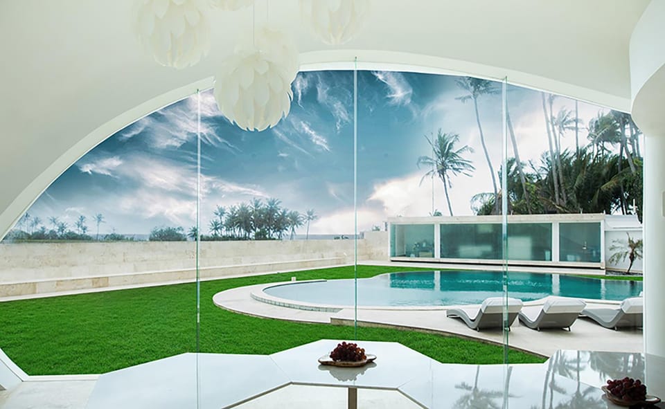 Dining area, Swimming pool