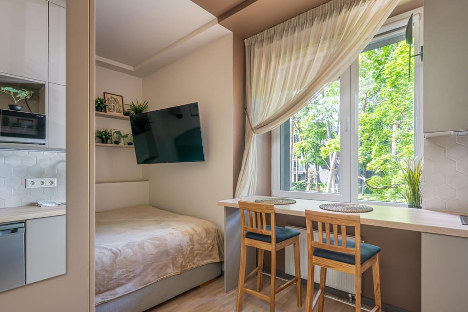 TV and multimedia, Photo of the whole room, Dining area, Bedroom